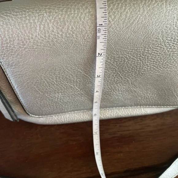 A New Day silver crossbody bag - Picture 6 of 10